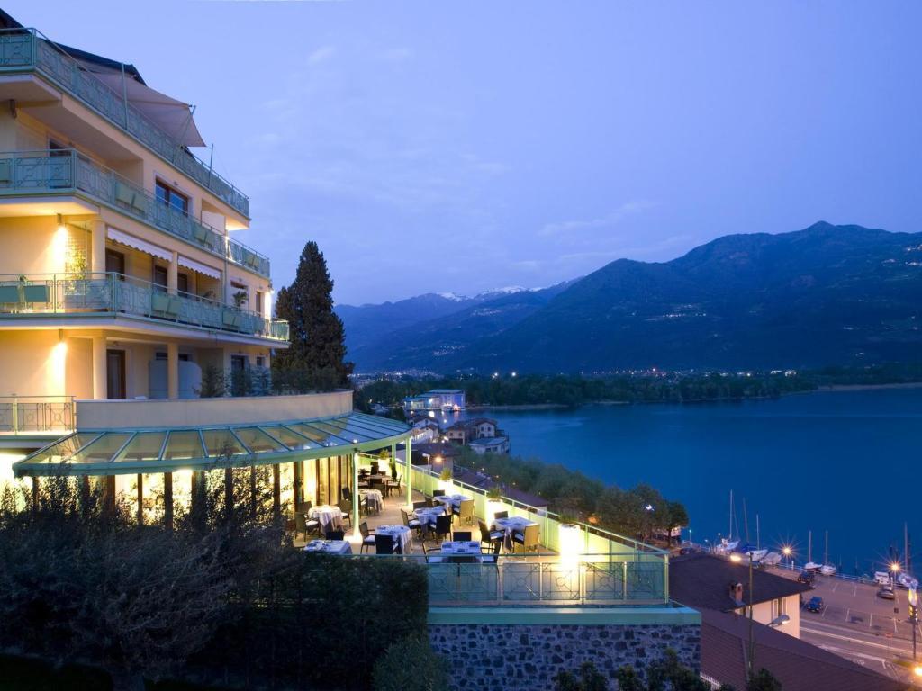 Il Castello Di Lovere Hotel Buitenkant foto