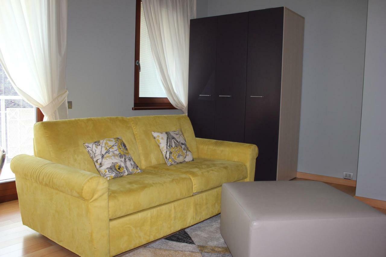 Il Castello Di Lovere Hotel Buitenkant foto